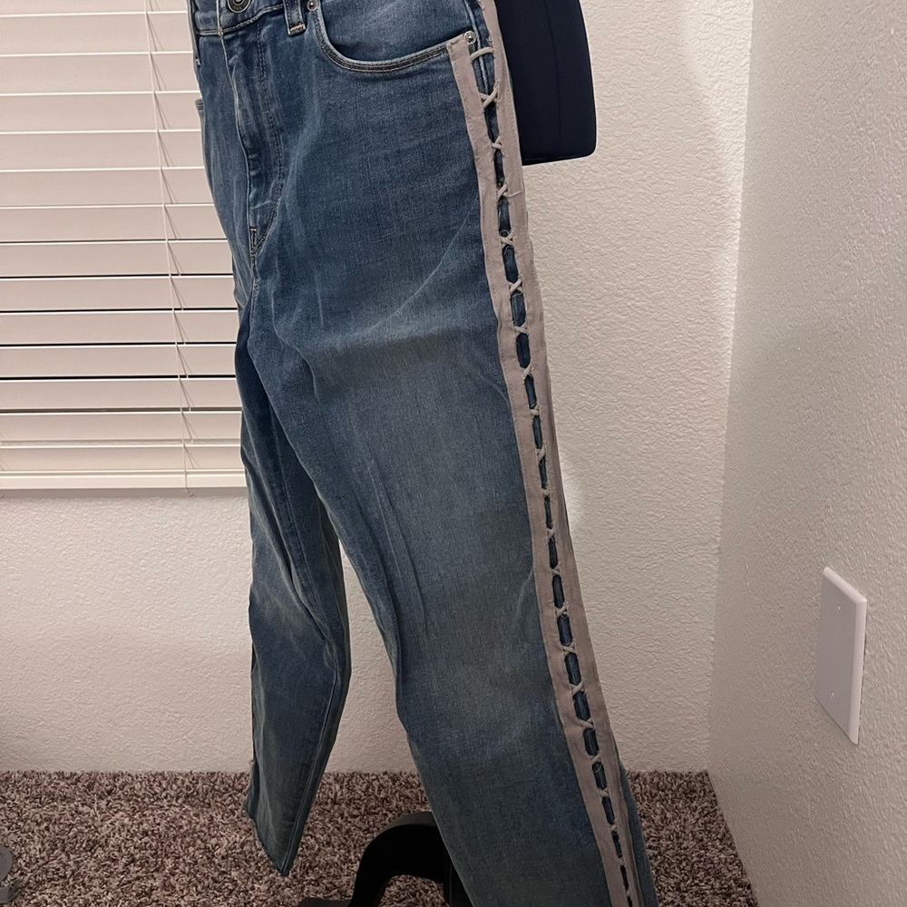 Hudson Jeans- Barbara